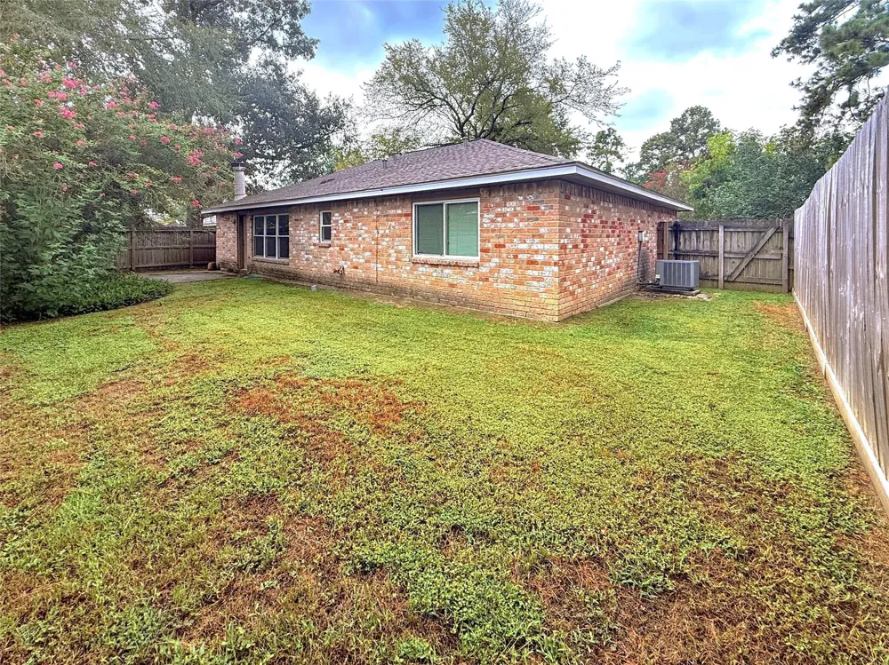 5519 Lynngate Drive Spring, TX 77373
