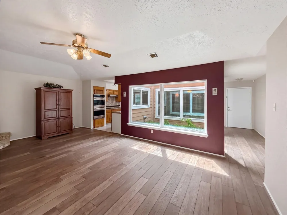 5519 Lynngate Drive Spring, TX 77373