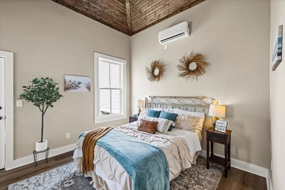 1722 Winnie Street Galveston, TX 77550