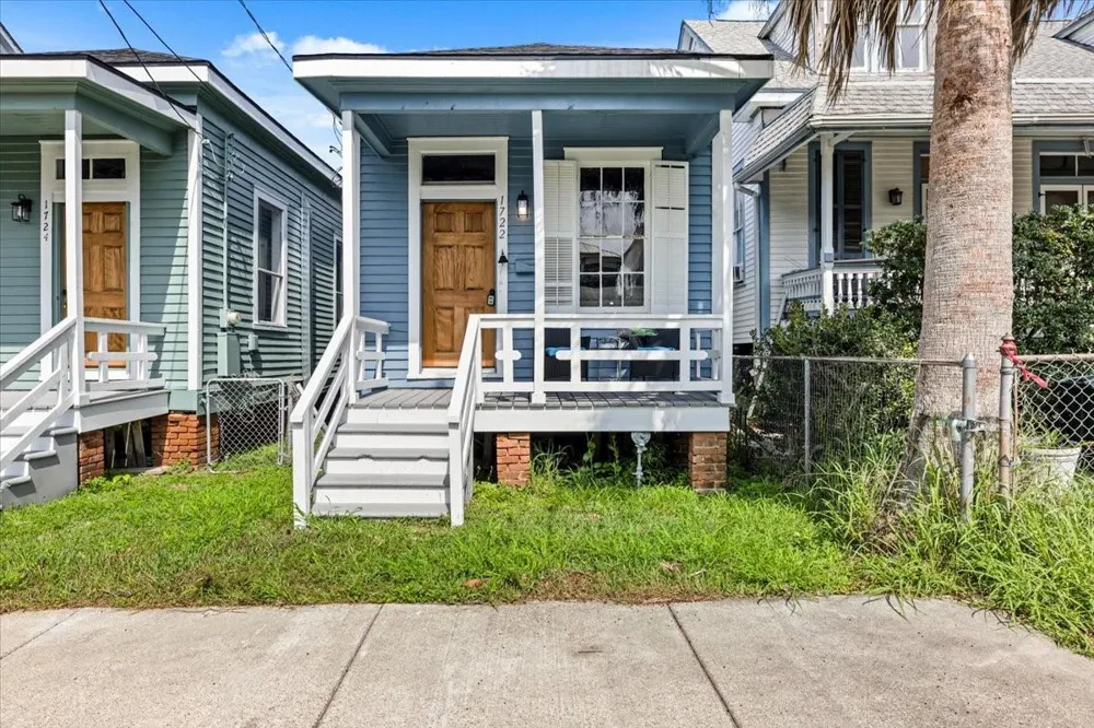 1722 Winnie Street Galveston, TX 77550