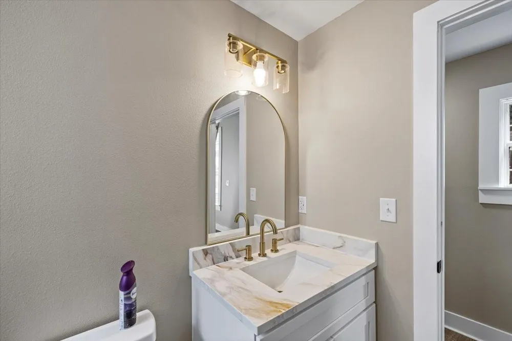 1722 Winnie Street Galveston, TX 77550