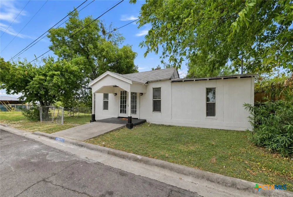 3902 Dobbs Avenue Killeen, TX 76543