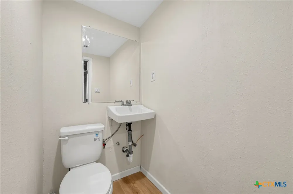 3902 Dobbs Avenue Killeen, TX 76543