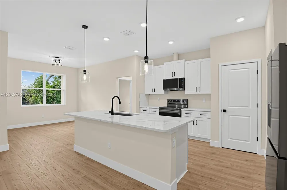 140 Frontier Drive Palm Coast, FL 32137
