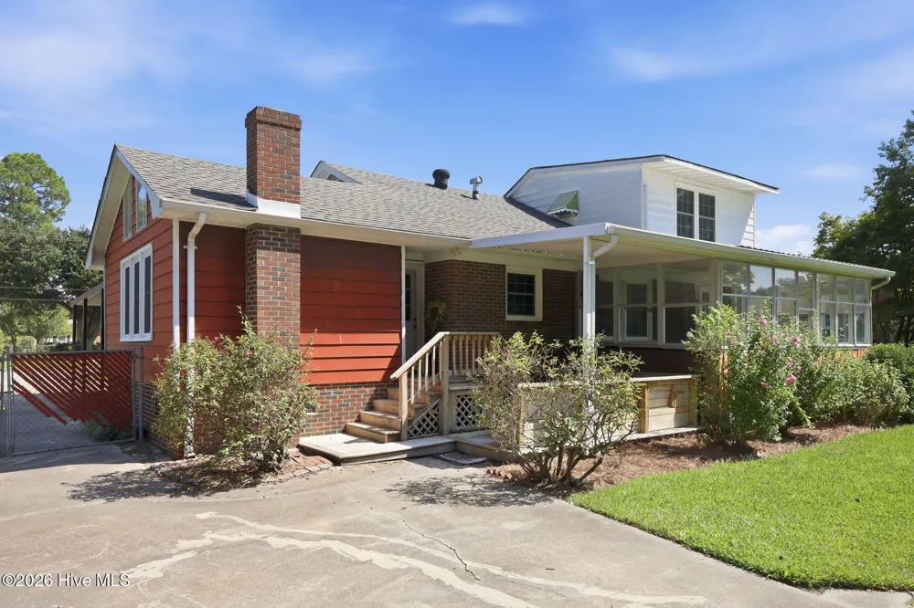 2002 Carey Road Kinston, NC 28501