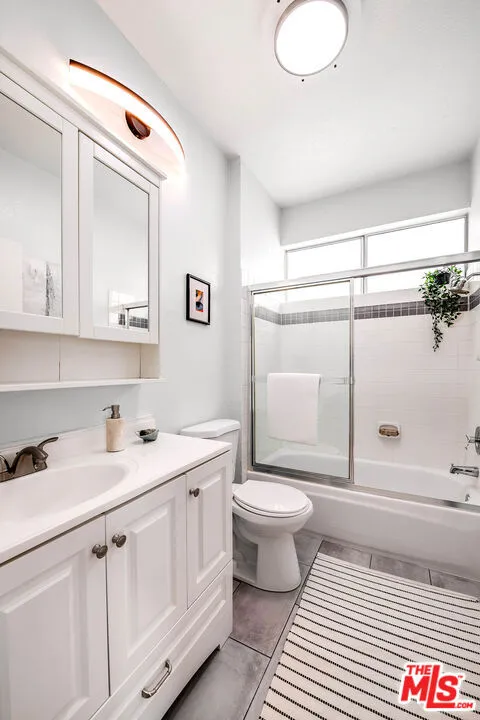 1310 Detroit Street #206 Los Angeles, CA 90046