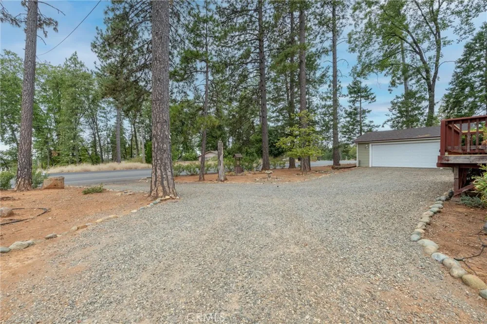 14296 Skyway Magalia, CA 95954