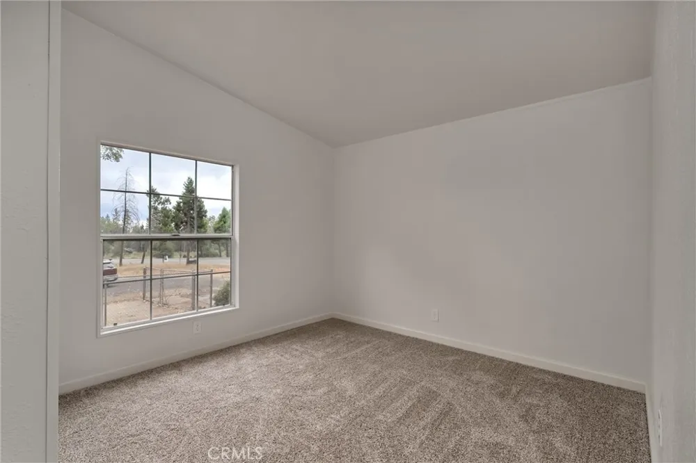 14296 Skyway Magalia, CA 95954