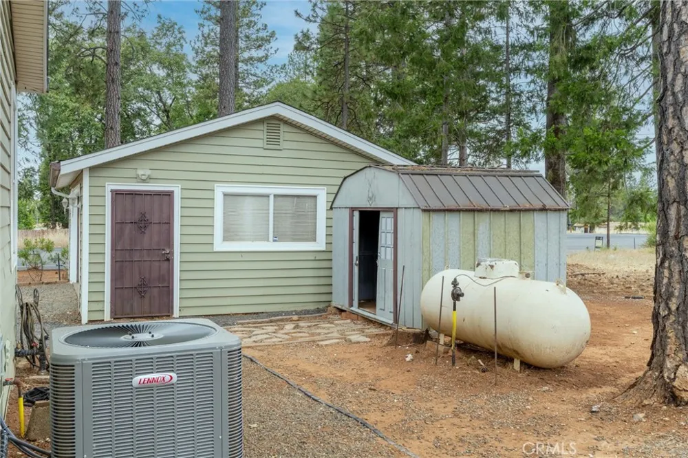 14296 Skyway Magalia, CA 95954