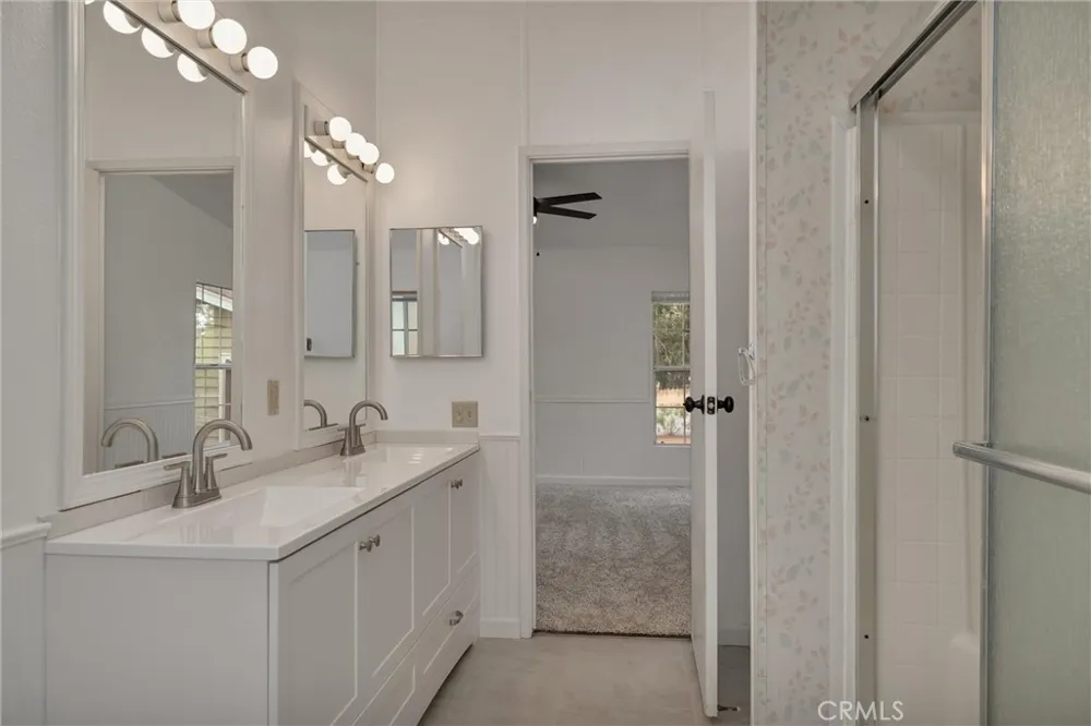 14296 Skyway Magalia, CA 95954