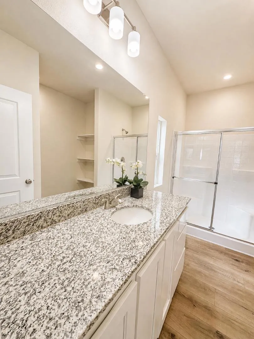 2121 Kralj Dr #28 Watsonville, CA 95076