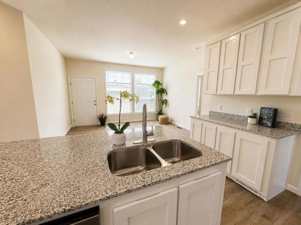 2121 Kralj Dr #28 Watsonville, CA 95076
