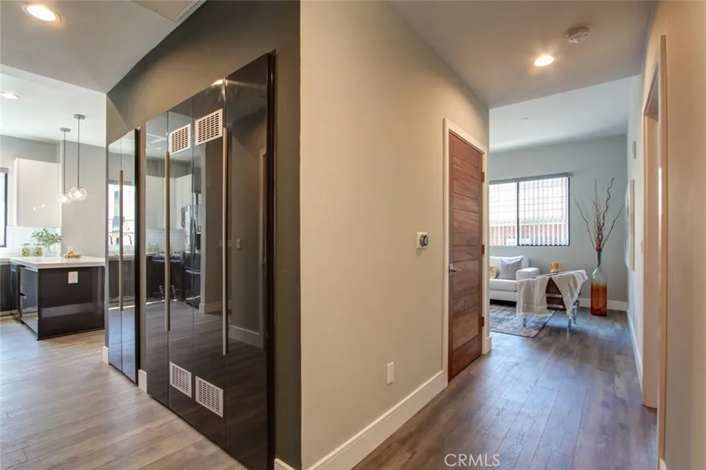 330 Salem #304 Glendale, CA 91203