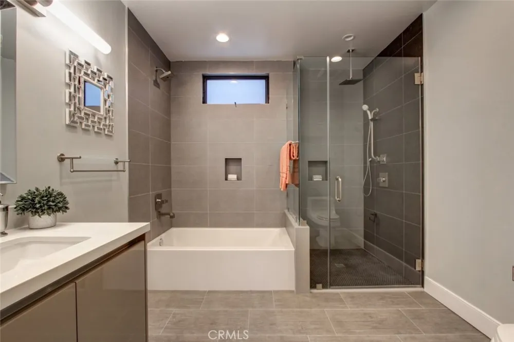 330 Salem #304 Glendale, CA 91203