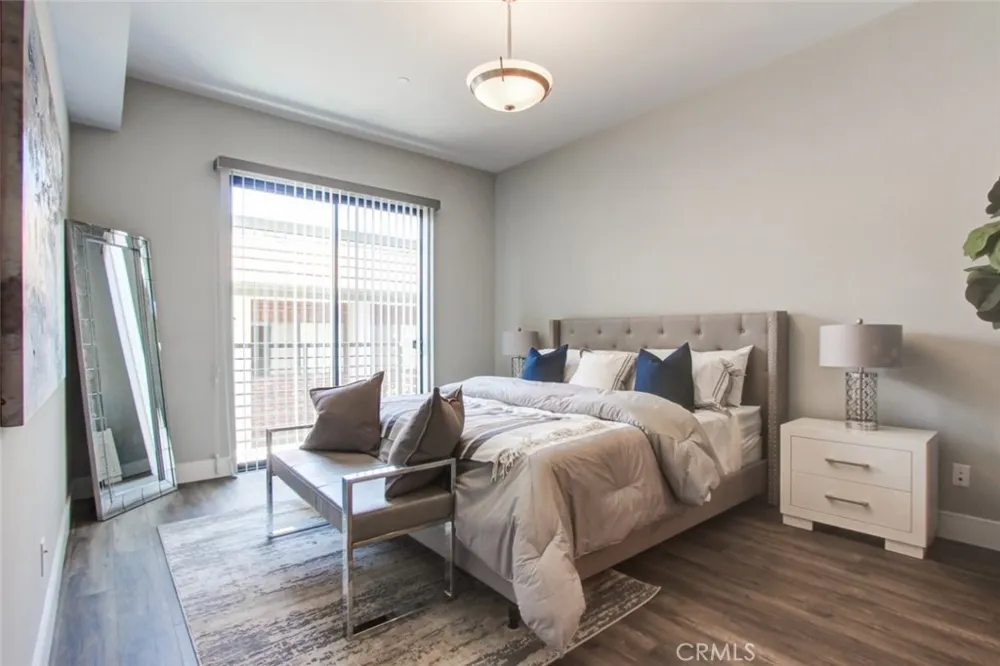 330 Salem #304 Glendale, CA 91203