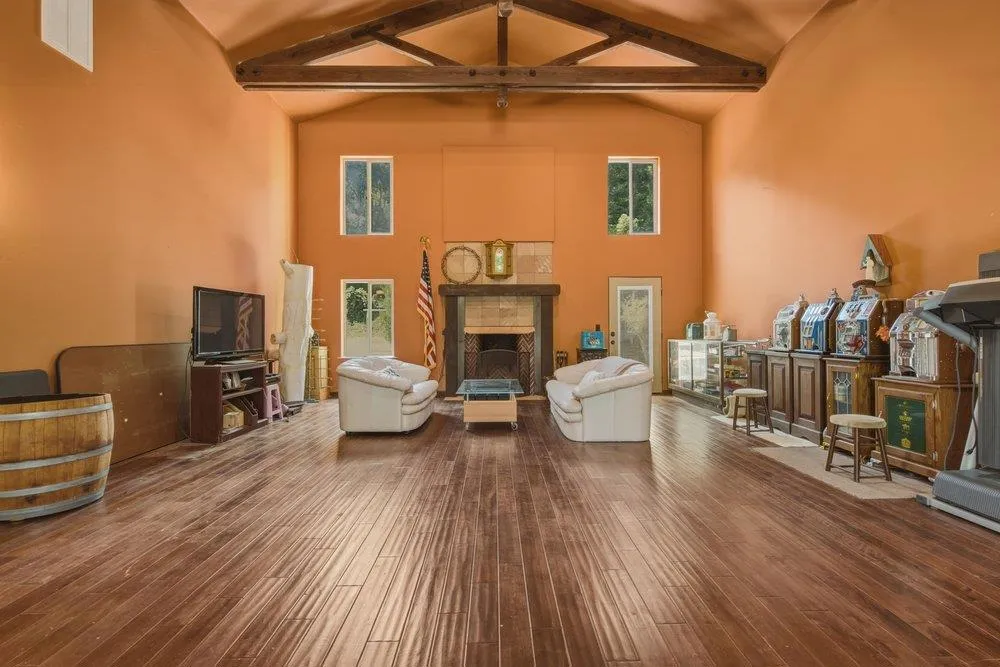 2555 San Juan Canyon Road San Juan Bautista, CA 95045