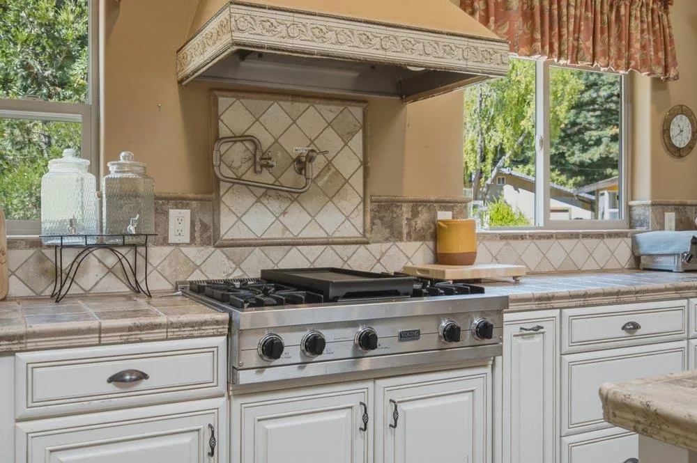2555 San Juan Canyon Road San Juan Bautista, CA 95045