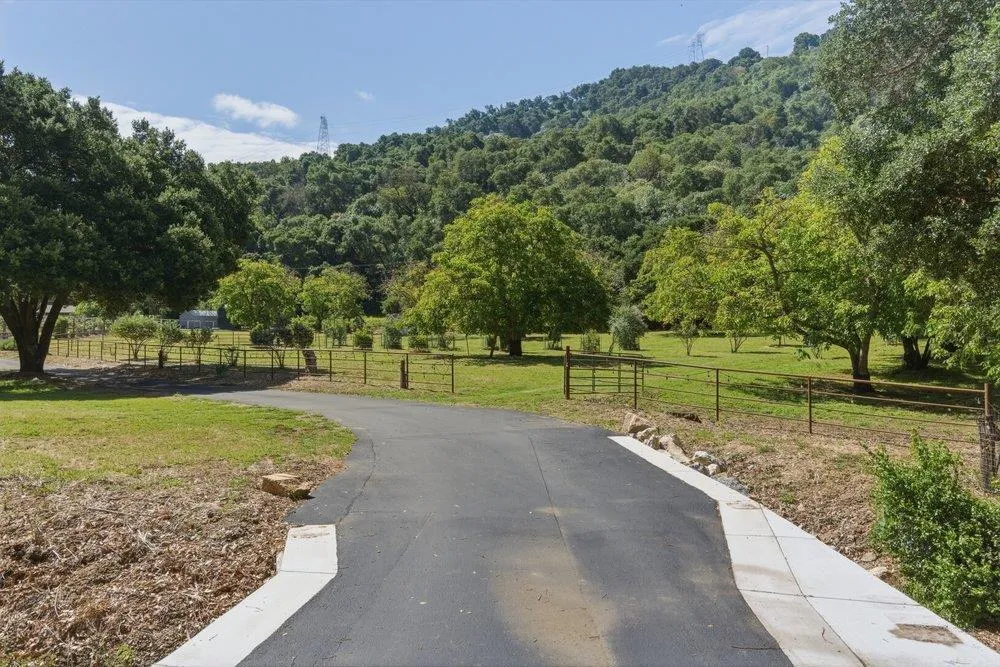2555 San Juan Canyon Road San Juan Bautista, CA 95045