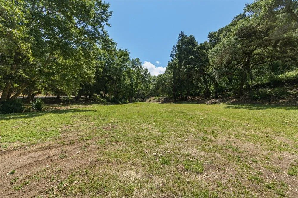2555 San Juan Canyon Road San Juan Bautista, CA 95045