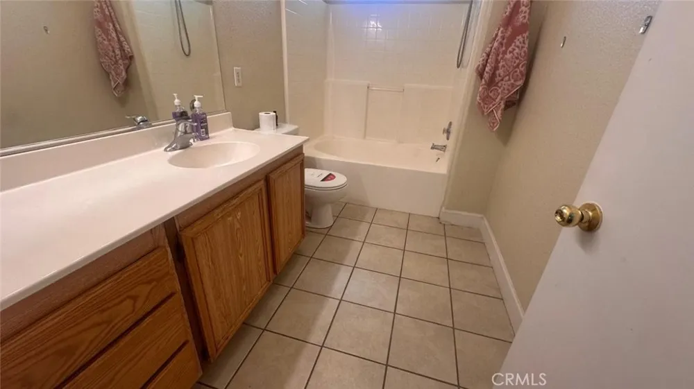 11347 Granite Court Adelanto, CA 92301