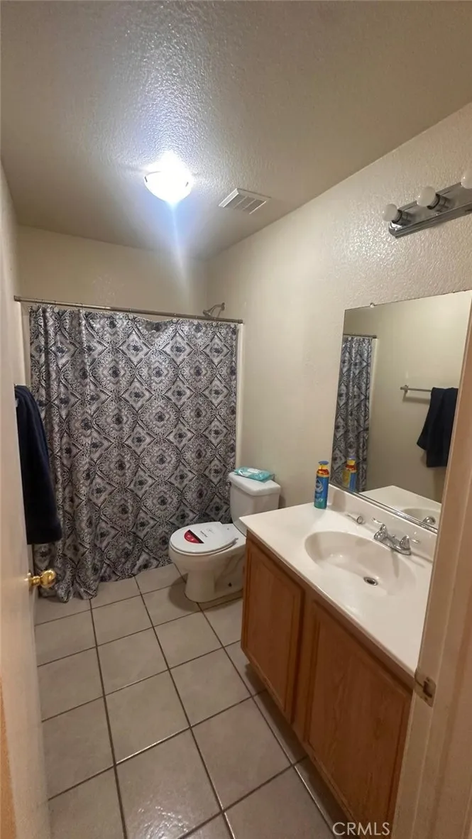 11347 Granite Court Adelanto, CA 92301