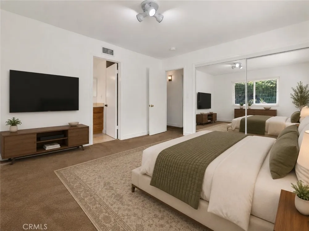 18681 Horace Street Northridge, CA 91326