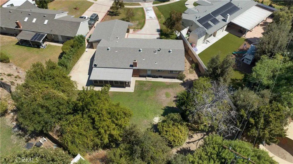 18681 Horace Street Northridge, CA 91326