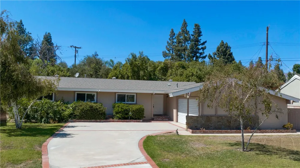 18681 Horace Street Northridge, CA 91326