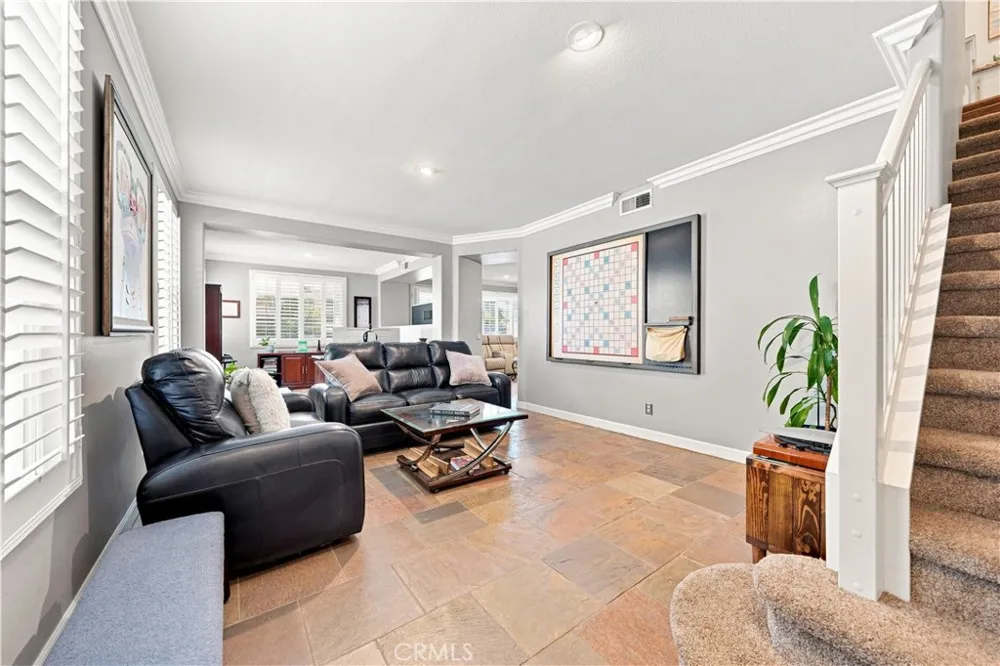 315 Camino De La Luna Perris, CA 92571