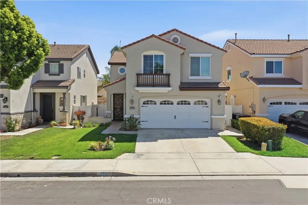 315 Camino De La Luna Perris, CA 92571