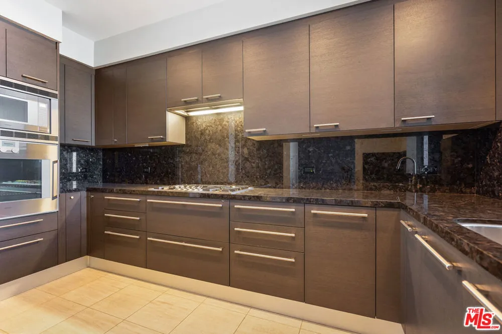 900 W Olympic Boulevard #38F Los Angeles, CA 90015