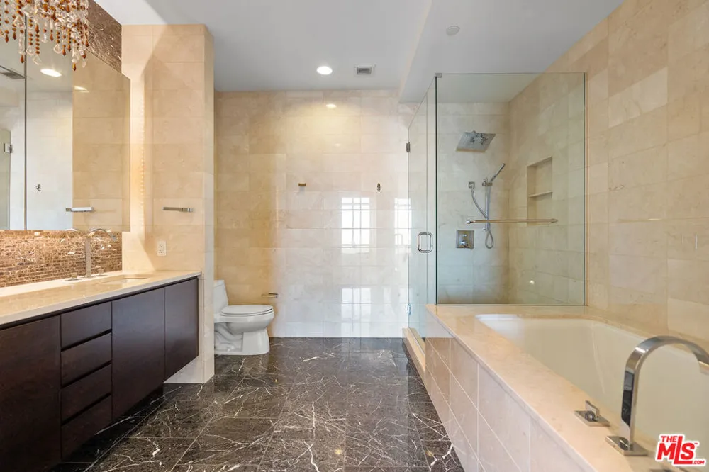 900 W Olympic Boulevard #38F Los Angeles, CA 90015
