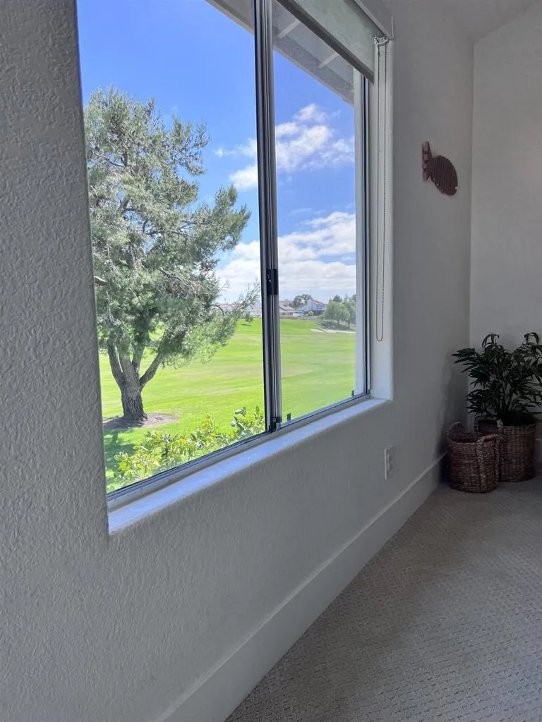 4985 Alicante Way Oceanside, CA 92056