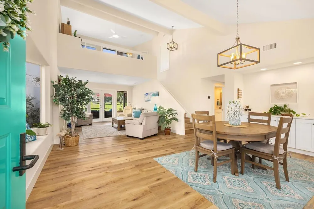 4985 Alicante Way Oceanside, CA 92056