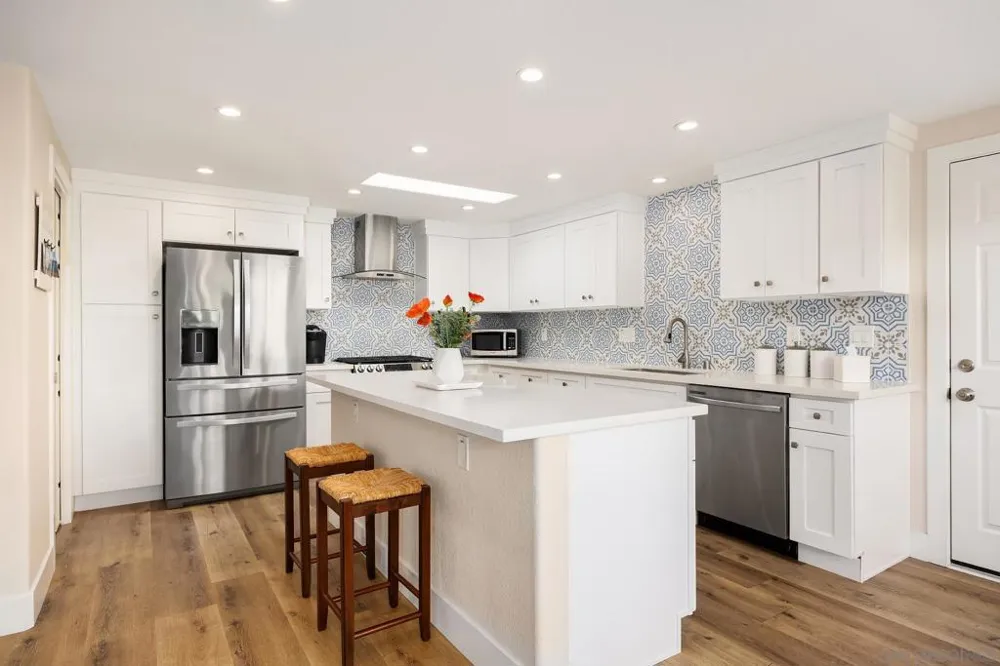 4985 Alicante Way Oceanside, CA 92056