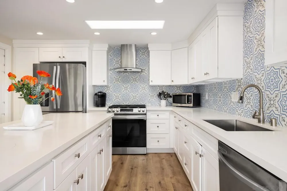 4985 Alicante Way Oceanside, CA 92056