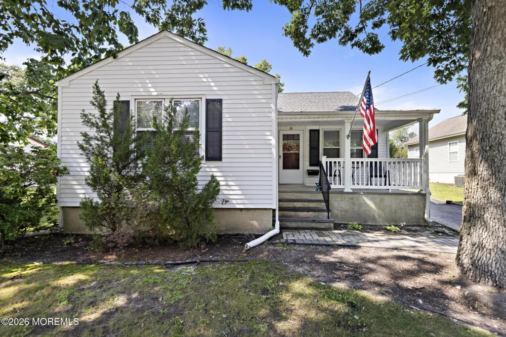 20 Weston Place Eatontown, NJ 07724