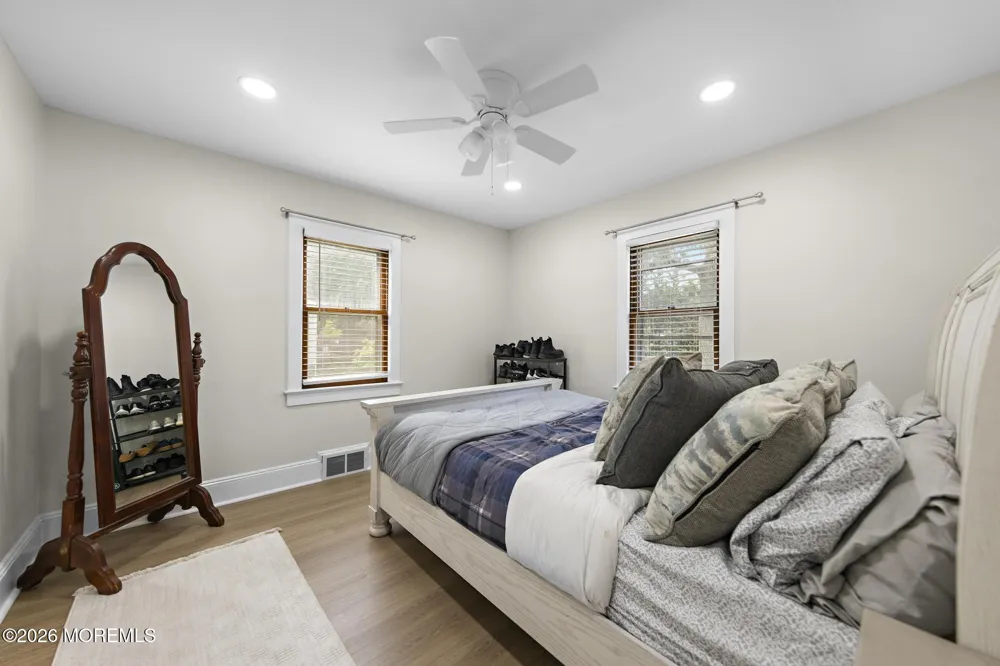 20 Weston Place Eatontown, NJ 07724