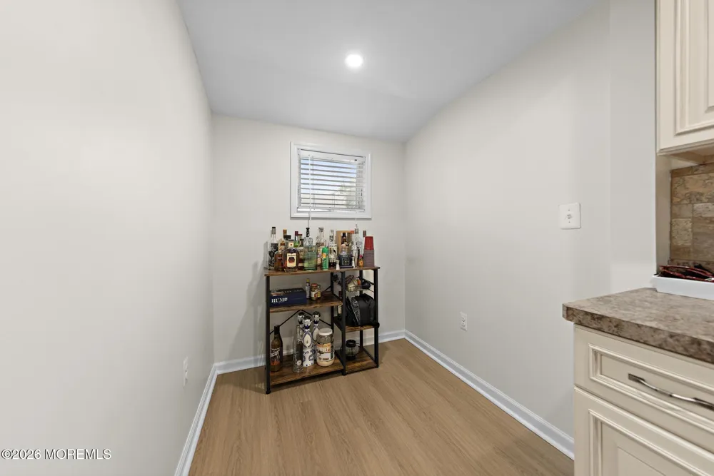 20 Weston Place Eatontown, NJ 07724