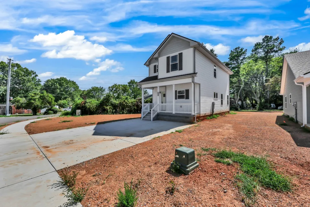 2619 Scott Dr Clarksville, TN 37042