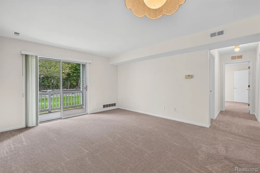 1127 South Lake Drive #117 Novi City, MI 48377