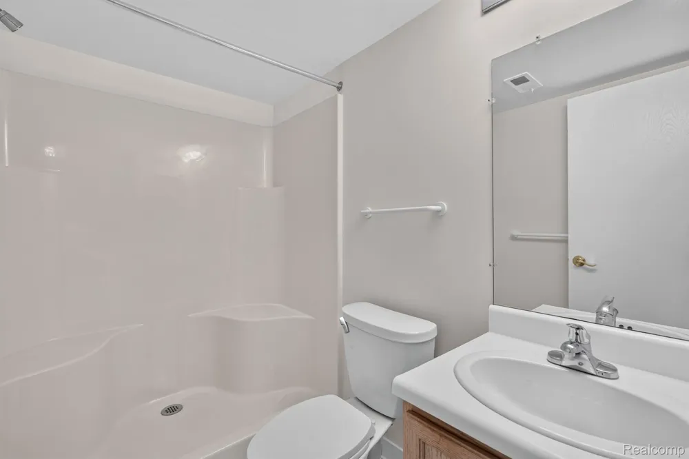 1127 South Lake Drive #117 Novi City, MI 48377