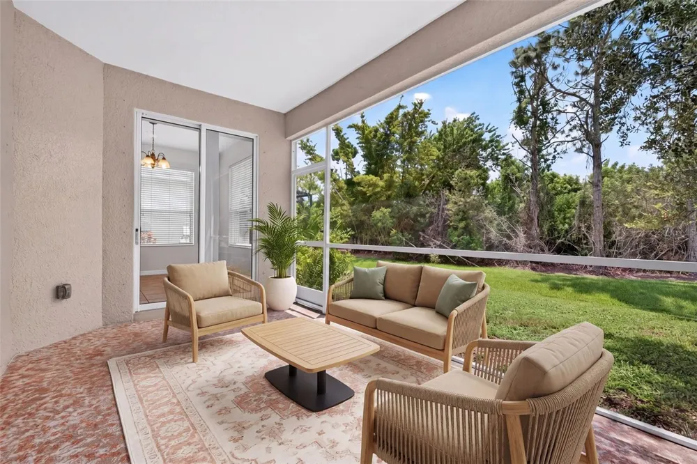 6744 45TH TERRACE E Bradenton, FL 34203