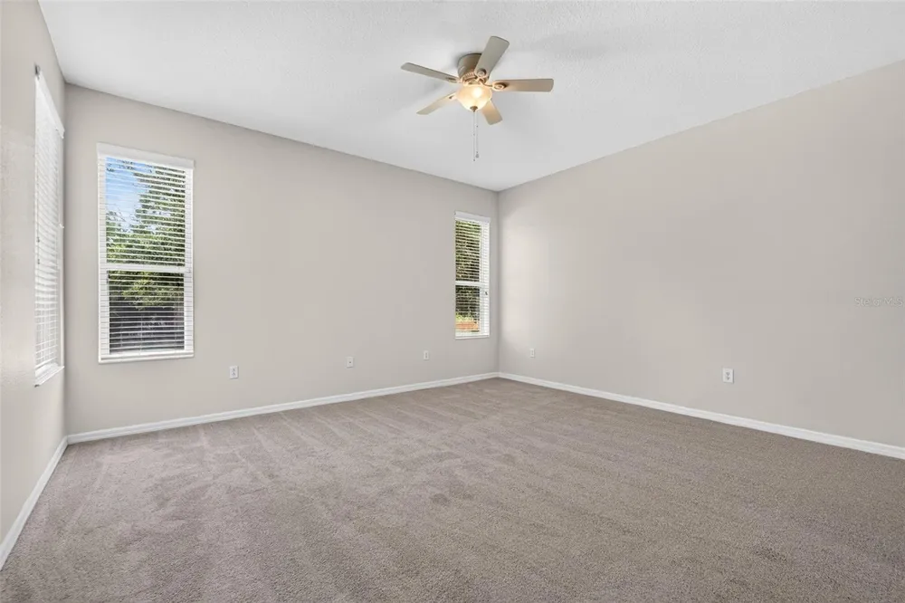 6744 45TH TERRACE E Bradenton, FL 34203