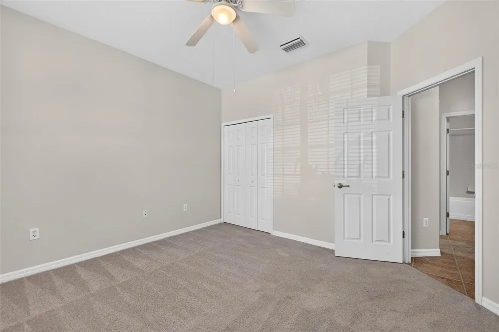 6744 45TH TERRACE E Bradenton, FL 34203