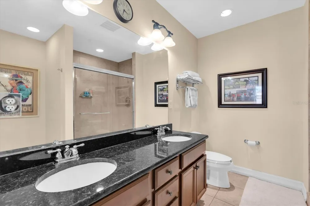 13941 CLUBHOUSE DRIVE #215 Tampa, FL 33618