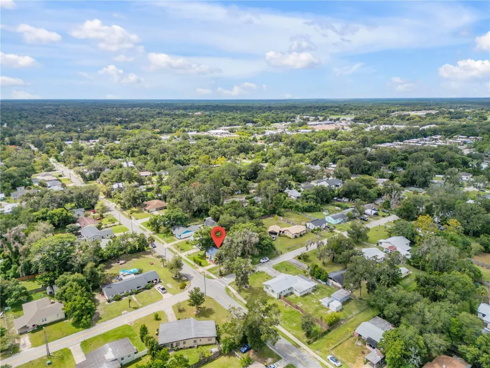 652 STONE STREET Deland, FL 32720