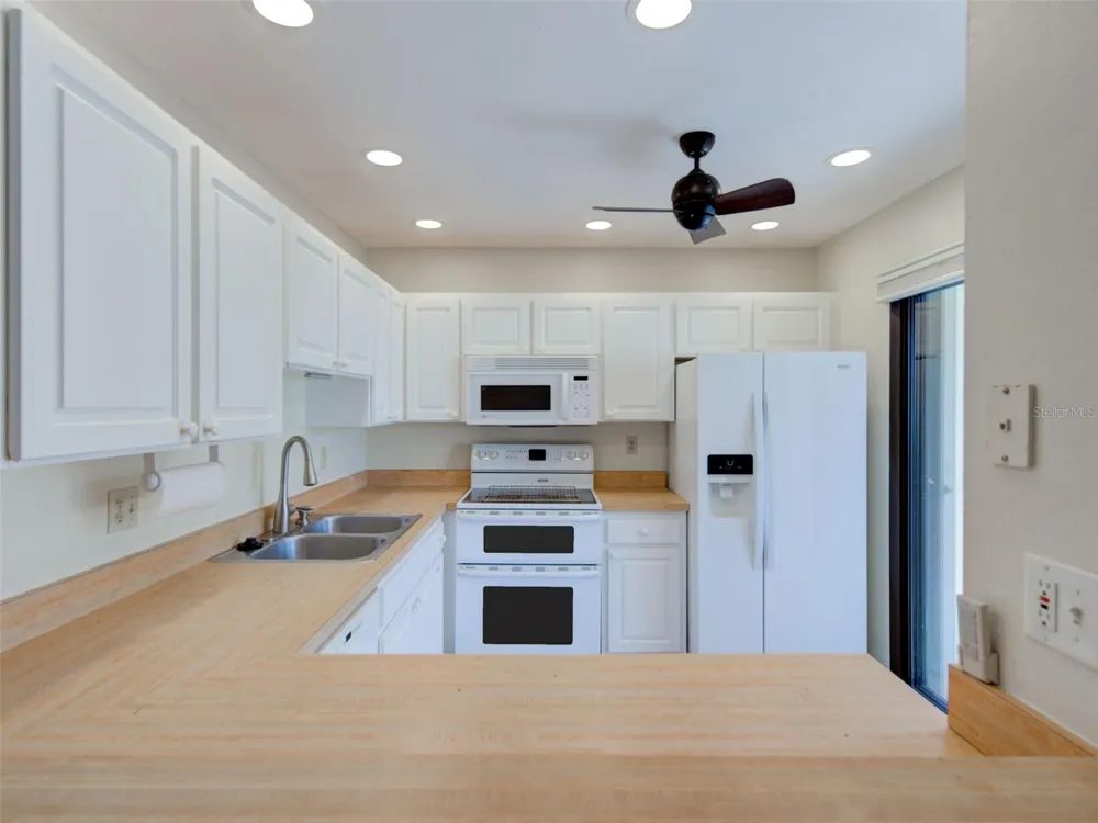 1036 BIRD BAY WAY #281 Venice, FL 34285