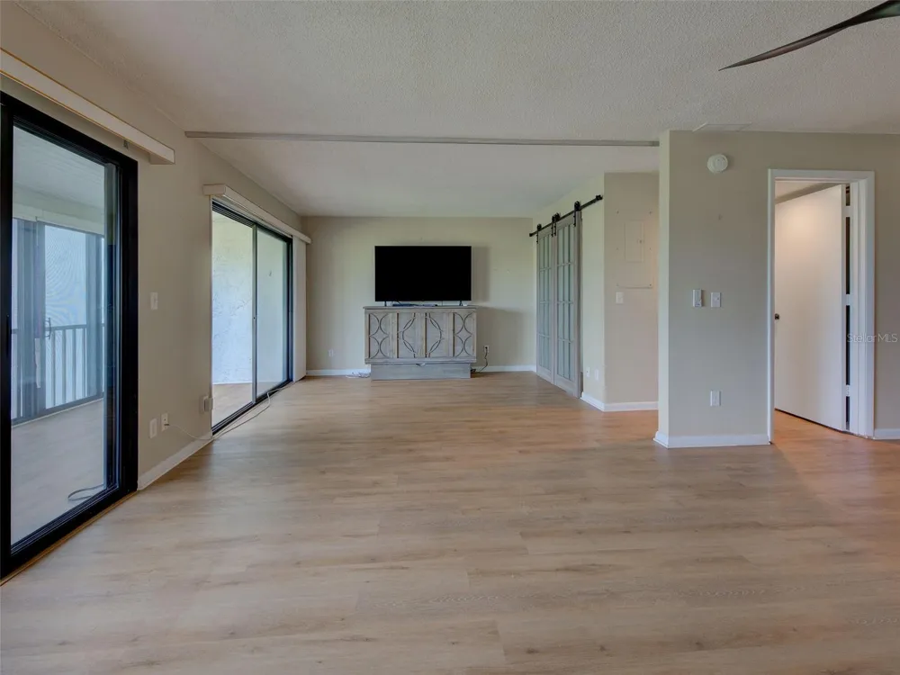 1036 BIRD BAY WAY #281 Venice, FL 34285