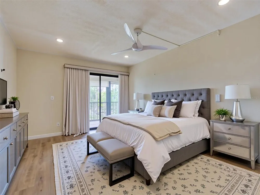 1036 BIRD BAY WAY #281 Venice, FL 34285